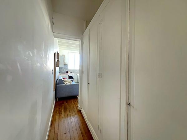 17200 ROYAN Charmant appartement rénové au dernier étage, à deux pas de la plage de Foncillon