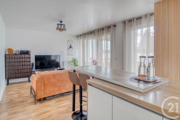 Appartement F4 à vendre  4 pièces - 74,19 m 2   MONTMORENCY  - 95