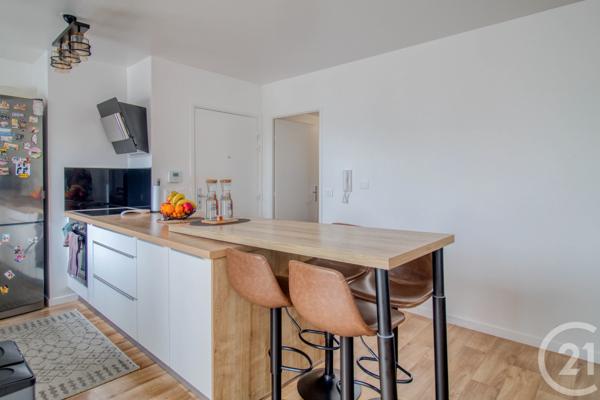 Appartement F4 à vendre  4 pièces - 74,19 m 2   MONTMORENCY  - 95