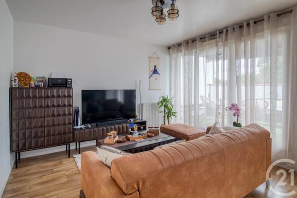 Appartement F4 à vendre  4 pièces - 74,19 m 2   MONTMORENCY  - 95