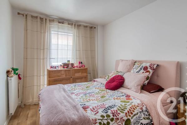Appartement F4 à vendre  4 pièces - 74,19 m 2   MONTMORENCY  - 95