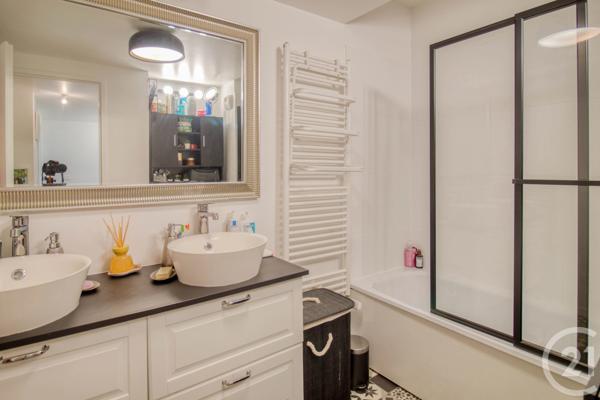 Appartement F4 à vendre  4 pièces - 74,19 m 2   MONTMORENCY  - 95