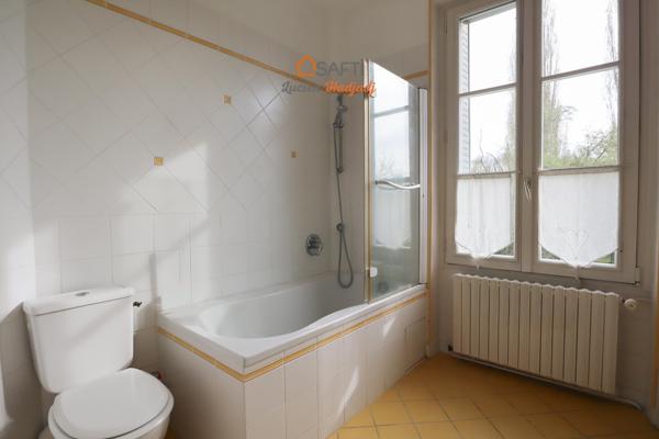 Vernonnet - Propriété 1800 - 4000 m² - Piscine - Dépendance - Garage