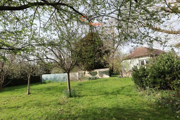 Vernonnet - Propriété 1800 - 4000 m² - Piscine - Dépendance - Garage