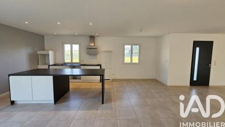 Maison à vendre 5 pièces 150 m² Brie