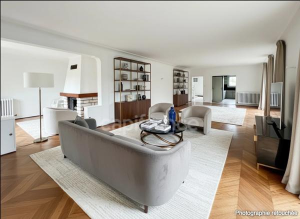 À VENDRE - CUCQ - MAISON INDIVIDUELLE SEMI PLAIN-PIED 142 M2 - 6 PIÈCES - SOUS SOL - JARDIN CLOS