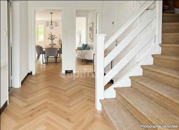 À VENDRE - CUCQ - MAISON INDIVIDUELLE SEMI PLAIN-PIED 142 M2 - 6 PIÈCES - SOUS SOL - JARDIN CLOS