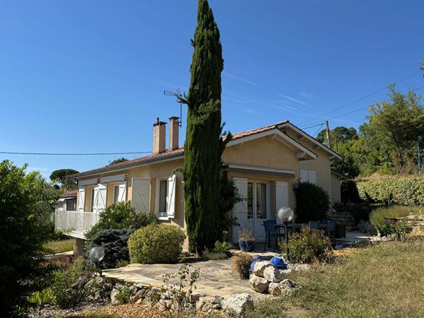 Maison L'Isle Jourdain T6/7, 5 chambres, 130 m², garage, terrain 800 m²