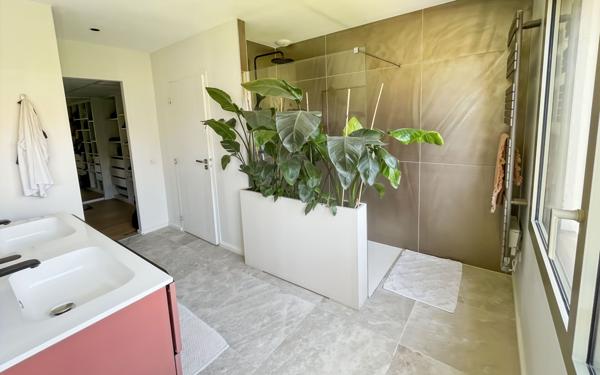 Maison à vendre    6 pièces • 197 m2 Toulouse