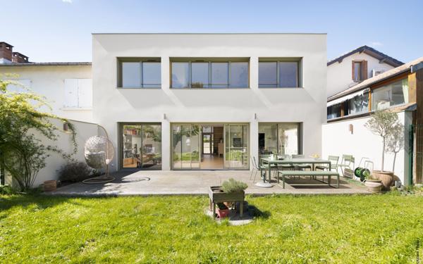 Maison à vendre    6 pièces • 197 m2 Toulouse