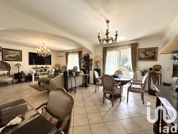 Maison 6 pièces de 175 m² à Fréjus (83370)