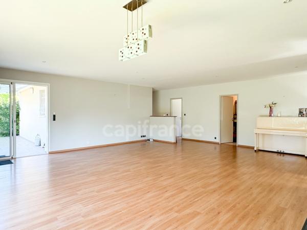 Maison à vendre 5 pièces ROYAN (17)