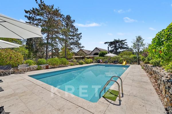Elégante Propriété familiale avec piscine