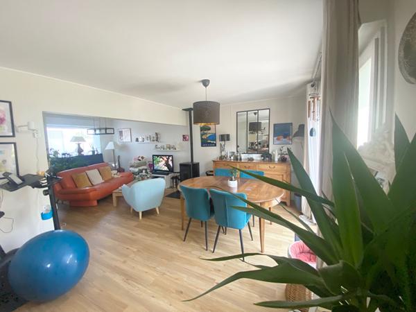 Magnifique maison semi mitoyenne de 125 m 2 à COQUELLES