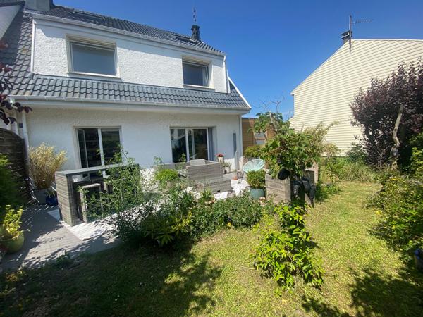 Magnifique maison semi mitoyenne de 125 m 2 à COQUELLES