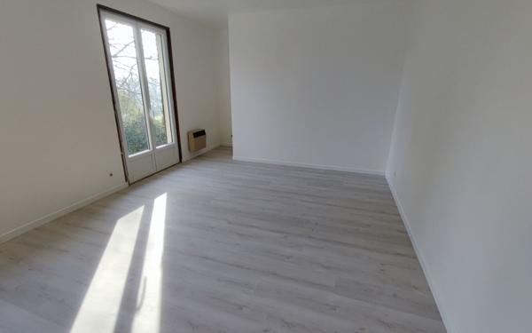 Maison à vendre    4 pièces •  Chézy-sur-Marne