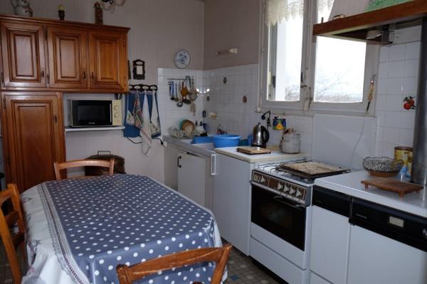 Maison à SAINT-GERMAIN-LES-VERGNES, 19330 - 5 pièces 126m²