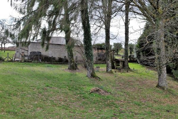Maison à SAINT-GERMAIN-LES-VERGNES, 19330 - 5 pièces 126m²