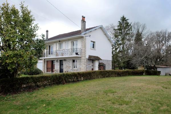 Maison à SAINT-GERMAIN-LES-VERGNES, 19330 - 5 pièces 126m²