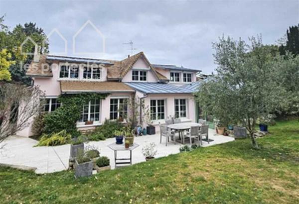 Superbe Maison pour une belle famille - 10 pièces - 4 chambres