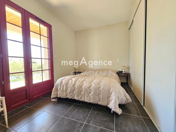 Maison à Montreuil-Bellay, 49260 - 8 pièces 169m²