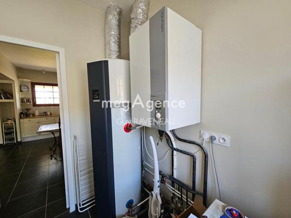 Maison à Montreuil-Bellay, 49260 - 8 pièces 169m²