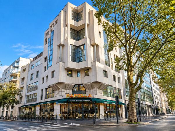 Opportunité d'acquisition/de location à Boulogne-Billancourt, à proximité du métro.