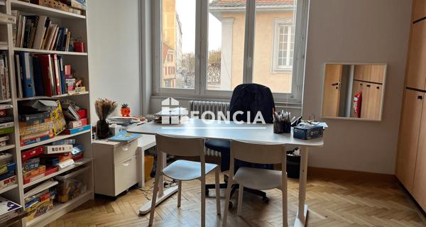 Location Local commercial 4 pièces 78 m² - Strasbourg 67000