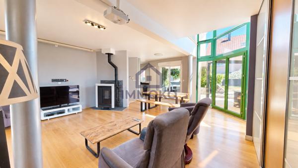 Maison familiale 155 m² – 4 chambres – Piscine – Vétrigne