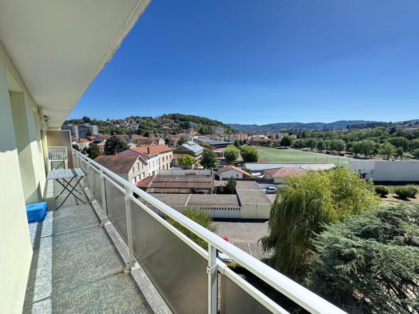 Unieux : Bel appartement avec Grand Balcon