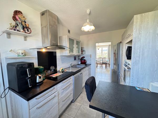 Unieux : Bel appartement avec Grand Balcon