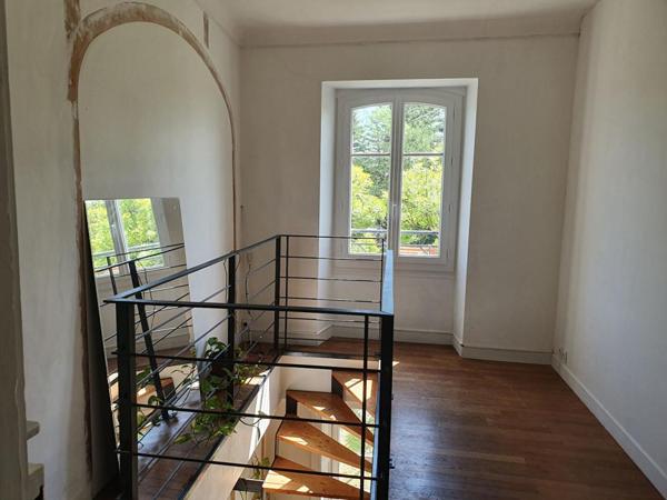 Nantes Centre-Vue Erdre - Beau Duplex familial avec extérieur et stationnement