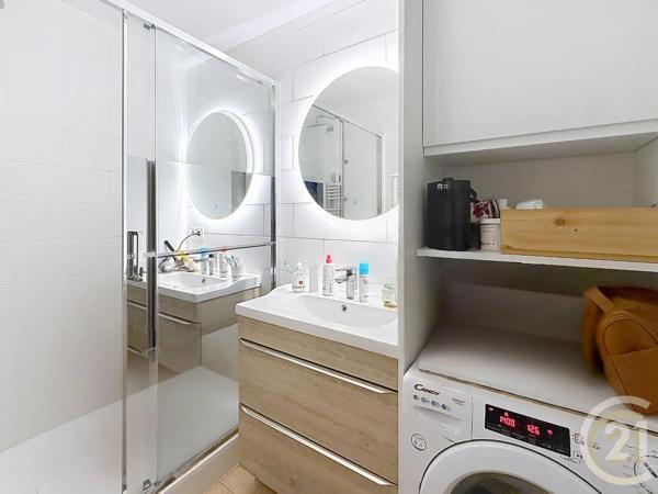 Appartement F4 à vendre  4 pièces - 83 m 2   BONDY  - 93