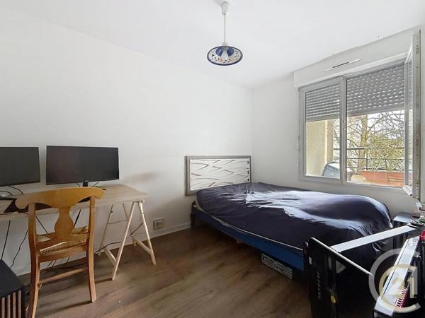 Appartement F4 à vendre  4 pièces - 83 m 2   BONDY  - 93