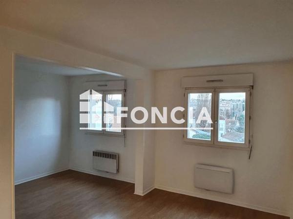 Location Studio 28.3 m² - 50 RUE DE GOURNAY Corbeil-essonnes 91100