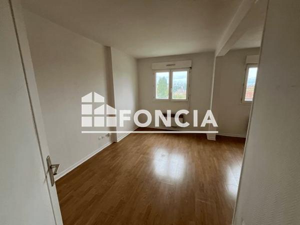 Location Studio 28.3 m² - 50 RUE DE GOURNAY Corbeil-essonnes 91100