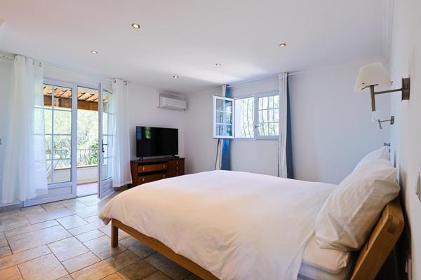 Maison spacieuse entièrement climatisée