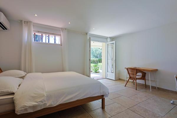 Maison spacieuse entièrement climatisée