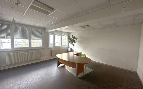 Appartement à vendre    8 pièces • 239,24 m2 Mulhouse