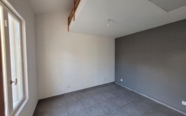 Maison à vendre    3 pièces • 62 m2 Avignon