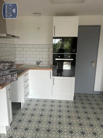 Appartement à louer 4 pièces 78.16m²