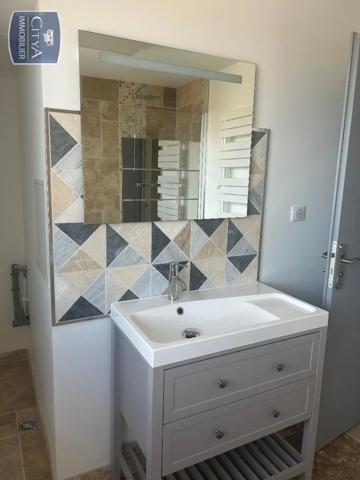 Appartement à louer 4 pièces 78.16m²