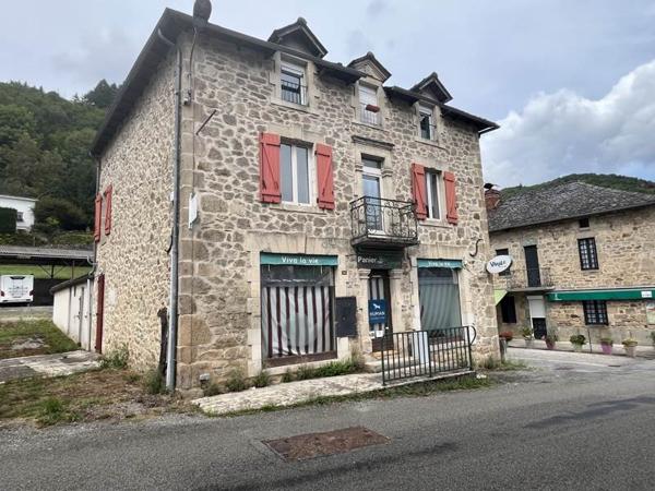 Maison à vendre |  Laval-de-Cère |  5 pièces | 104 m²