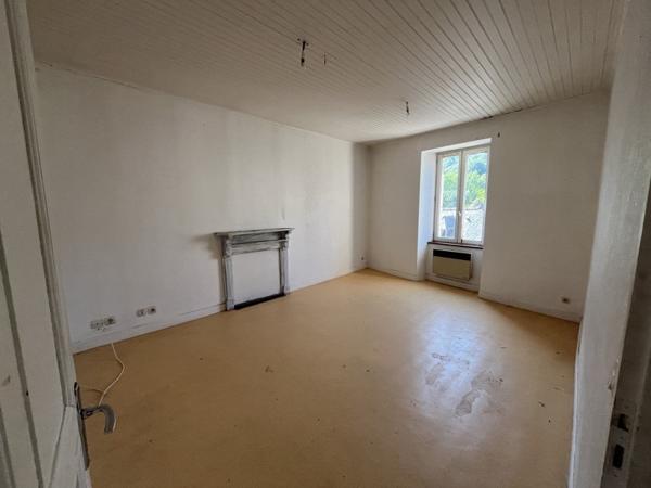 Maison à vendre |  Laval-de-Cère |  5 pièces | 104 m²