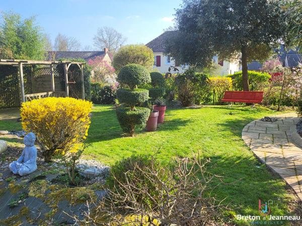 Propriété à Montsûrs