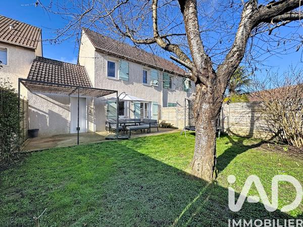 Maison à vendre 4 pièces 73 m² Vert-Saint-Denis