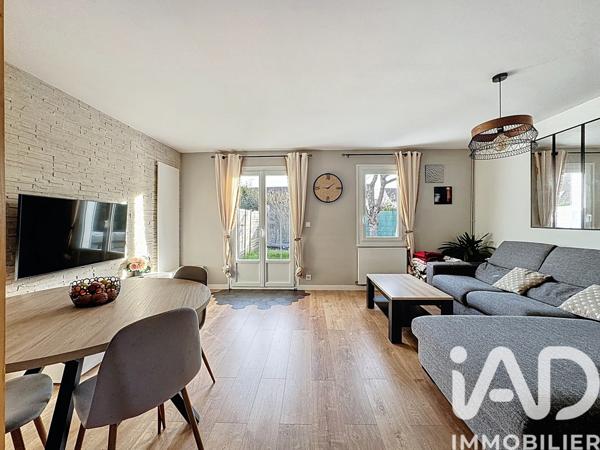 Maison à vendre 4 pièces 73 m² Vert-Saint-Denis