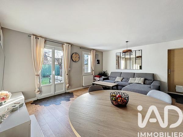 Maison à vendre 4 pièces 73 m² Vert-Saint-Denis