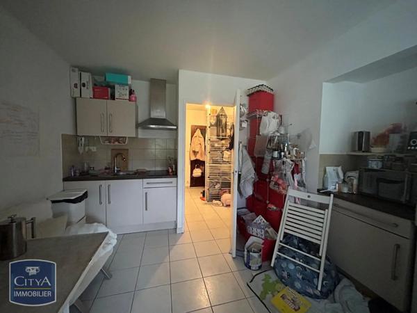 Appartement à louer 1 pièce 37.79m²