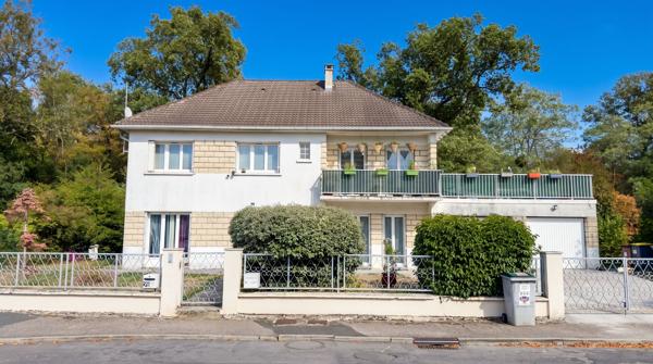 Maison Montgeron 10 pièce(s) 185 m2